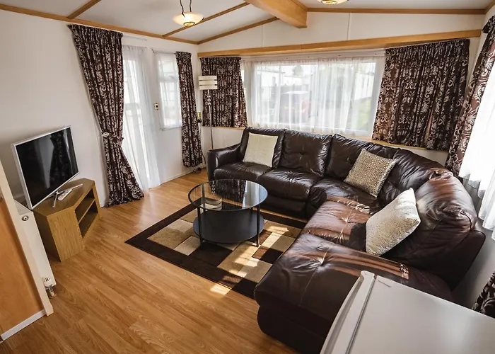 Lochlands 2Br Family Caravan - Pets - Play Park