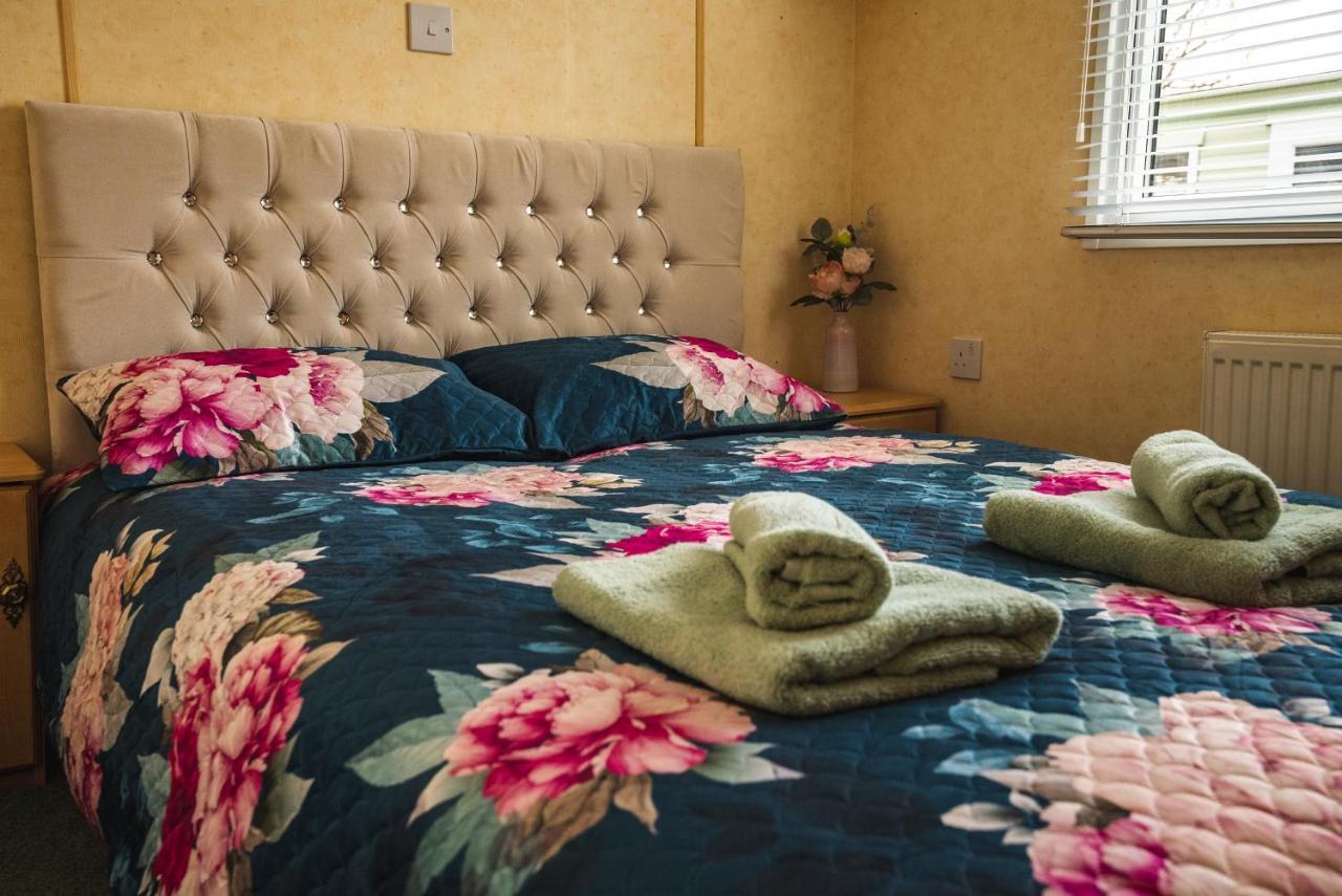 Lochlands 2br Family Caravan - Pets-play Park *