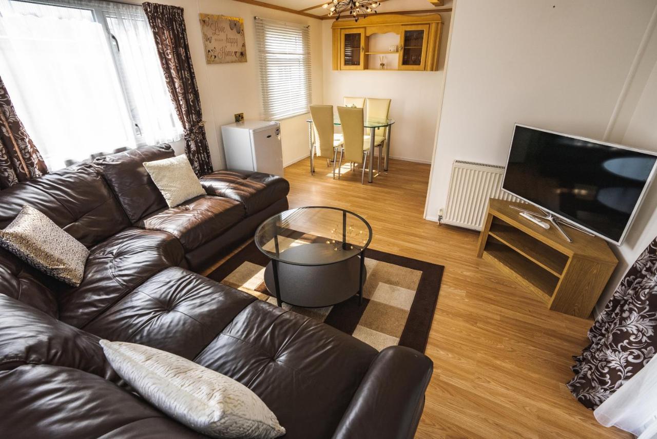 Lochlands 2br Family Caravan - Pets - Play Park *