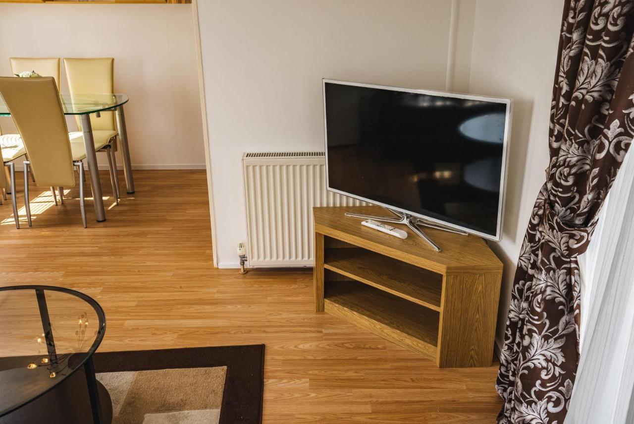 Lochlands 2br Family Caravan - Pets - Play Park Chalet